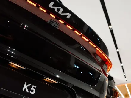 Kia K5 Prestige 2026 года за 15 490 000 тг. в Алматы – фото 29