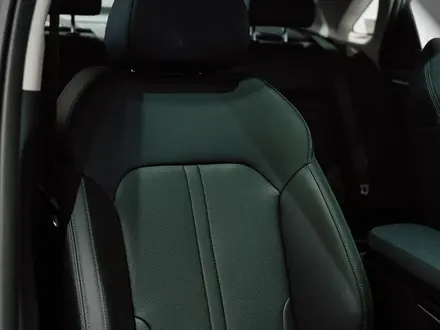 Kia K5 Prestige 2026 года за 15 490 000 тг. в Алматы – фото 32