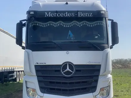 Mercedes-Benz  Actros 2015 года за 26 000 000 тг. в Алматы – фото 2