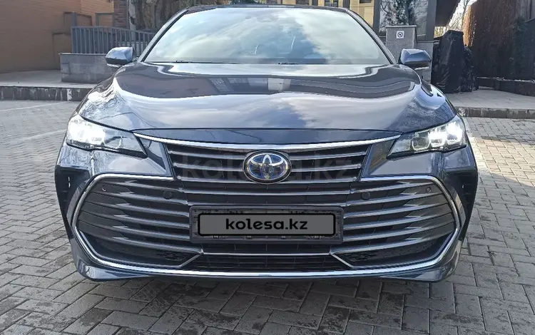 Toyota Avalon 2018 года за 15 500 000 тг. в Алматы