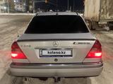 Mercedes-Benz C 220 1994 года за 2 400 000 тг. в Астана – фото 2