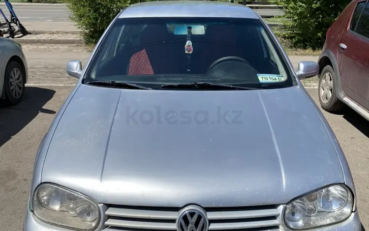 Volkswagen Golf 2001 годаfor2 300 000 тг. в Астана