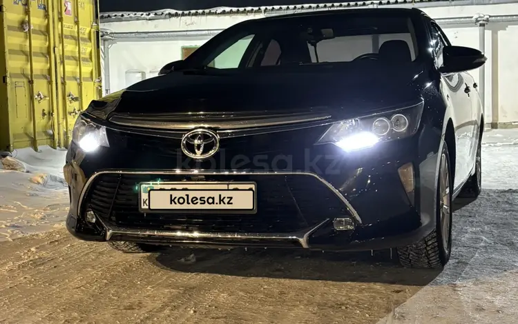 Toyota Camry 2015 года за 11 800 000 тг. в Астана