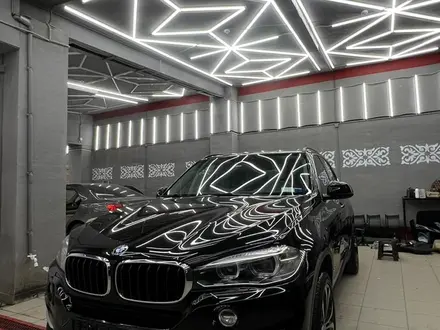 BMW X5 2016 года за 24 000 000 тг. в Астана