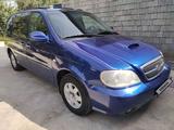 Kia Carnival 2004 годаfor2 300 000 тг. в Шымкент – фото 5