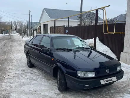 Volkswagen Passat 1992 года за 1 600 000 тг. в Уральск