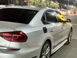 Volkswagen Passat 2016 года за 7 200 000 тг. в Алматы – фото 3