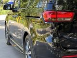 Kia Carnival 2016 года за 11 500 000 тг. в Костанай – фото 4