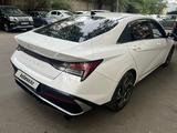 Hyundai Elantra 2023 года за 7 900 000 тг. в Алматы – фото 5