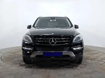 Mercedes-Benz ML 350 2013 года за 9 890 000 тг. в Астана – фото 2