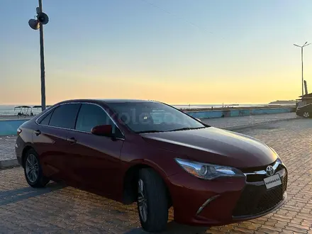 Toyota Camry 2016 года за 6 300 000 тг. в Уральск – фото 3