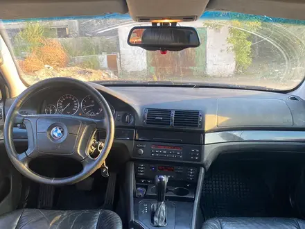 BMW 525 2001 года за 2 900 000 тг. в Караганда – фото 3