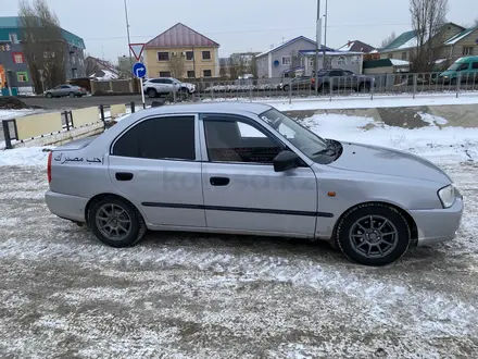 Hyundai Accent 2006 года за 2 150 000 тг. в Актобе – фото 2