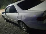 Toyota Camry 2001 годаүшін3 000 000 тг. в Урджар – фото 4