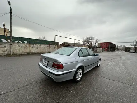 BMW 528 1998 года за 4 300 000 тг. в Шымкент – фото 7