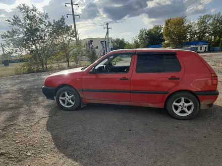 Volkswagen Golf 1994 года за 1 350 000 тг. в Астана