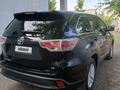 Toyota Highlander 2015 года за 11 800 000 тг. в Уральск – фото 2