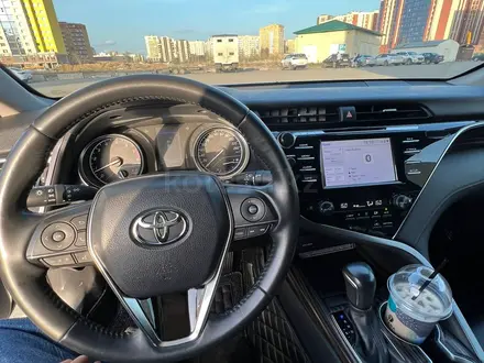 Toyota Camry 2020 года за 14 500 000 тг. в Астана – фото 7