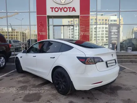 Tesla Model 3 2019 года за 12 000 000 тг. в Астана – фото 2