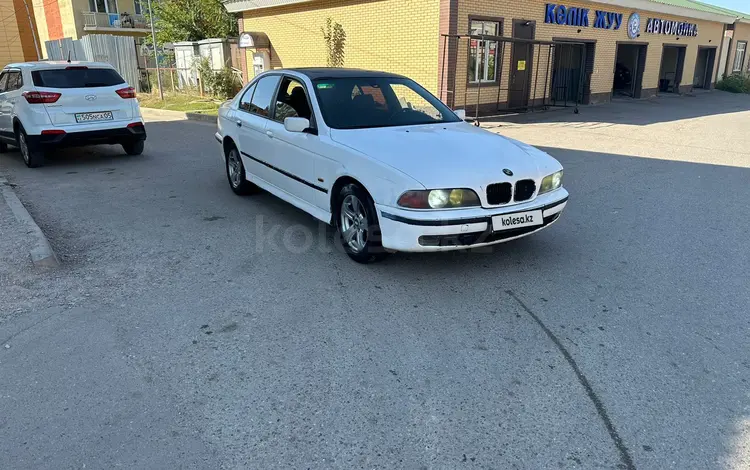 BMW 523 1997 года за 2 100 000 тг. в Алматы