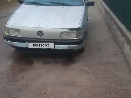 Volkswagen Passat 1990 года за 900 000 тг. в Сарыагаш