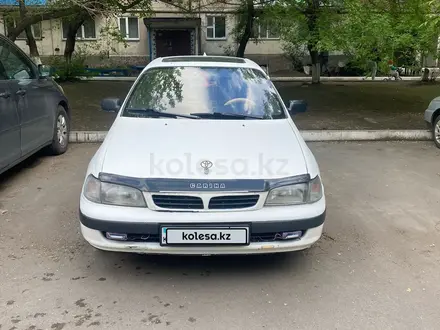 Toyota Carina E 1997 года за 1 200 000 тг. в Темиртау – фото 2