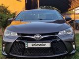 Toyota Camry 2014 года за 9 200 000 тг. в Шымкент – фото 2