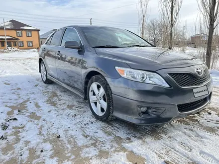 Toyota Camry 2010 года за 4 700 000 тг. в Актобе – фото 3