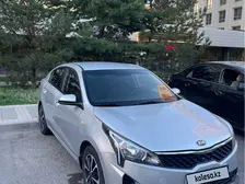 Kia Rio, 2021