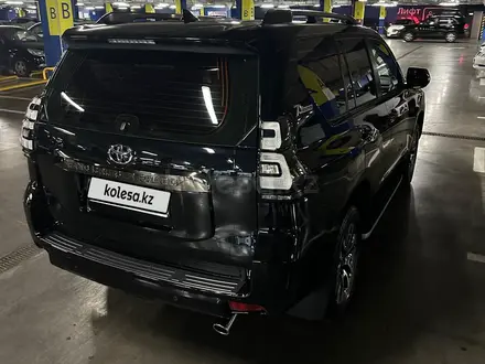 Toyota Land Cruiser Prado 2022 года за 40 100 000 тг. в Алматы – фото 4
