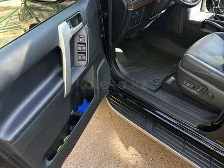 Toyota Land Cruiser Prado 2022 года за 40 100 000 тг. в Алматы – фото 30