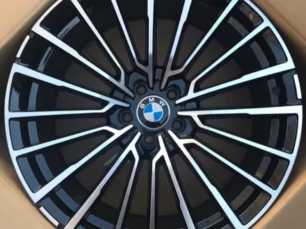 Комплект колес R22 Оригинал зима на BMW X7 G07 Разно широкий спорт пакет за 450 000 тг. в Алматы – фото 5