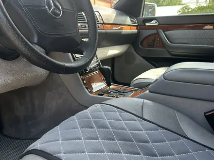 Mercedes-Benz S 320 1997 года за 5 800 000 тг. в Павлодар – фото 28