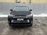 Toyota Highlander 2015 годаүшін11 800 000 тг. в Уральск