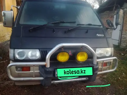 Mitsubishi Delica 1992 года за 1 300 000 тг. в Есик