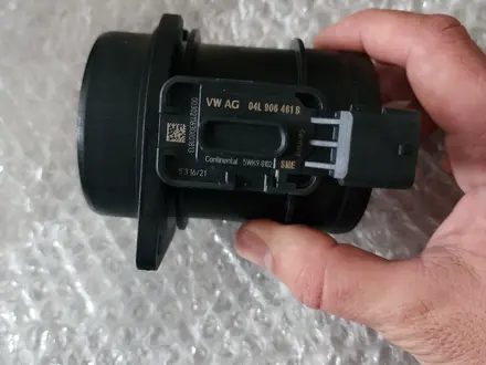 Датчик массового расхода воздуха Расходомер воздуха Волюметр ea888 gen3 за 50 000 тг. в Алматы