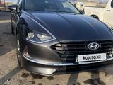 Hyundai Sonata 2022 года за 13 000 000 тг. в Жезказган