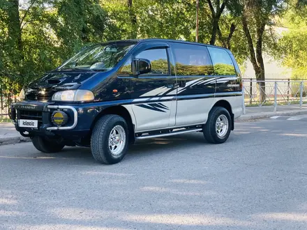 Mitsubishi Delica 1997 года за 4 150 000 тг. в Алматы – фото 2