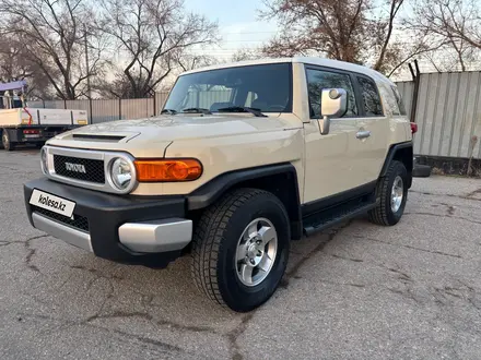 Toyota FJ Cruiser 2009 года за 17 500 000 тг. в Алматы – фото 2