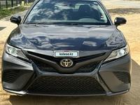 Toyota Camry 2019 года за 8 500 000 тг. в Актобе