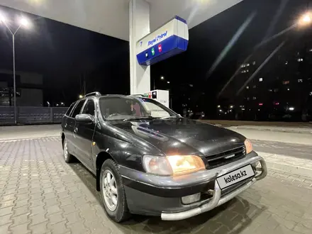Toyota Caldina 1996 года за 2 500 000 тг. в Усть-Каменогорск