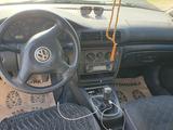 Volkswagen Passat 1997 года за 2 150 000 тг. в Кашыр – фото 4