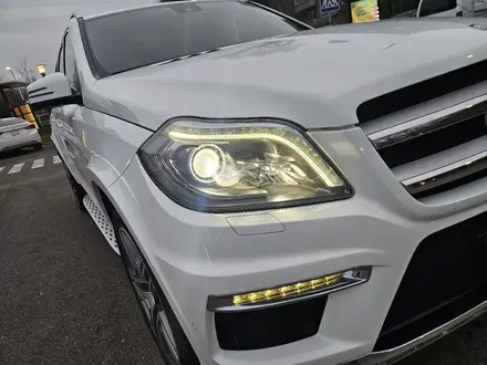 Mercedes-Benz GL 500 2016 года за 17 777 777 тг. в Алматы – фото 17