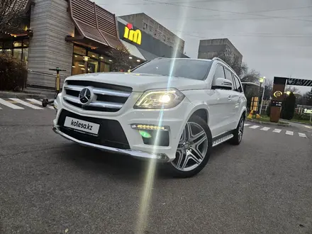 Mercedes-Benz GL 500 2016 года за 17 777 777 тг. в Алматы