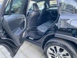 Toyota RAV4 2021 года за 15 500 000 тг. в Актау – фото 2