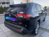 Toyota RAV4 2021 года за 15 000 000 тг. в Актау – фото 5