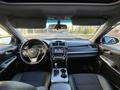 Toyota Camry 2014 годаfor5 900 000 тг. в Атырау – фото 14