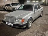 Mercedes-Benz E 200 1992 годаүшін1 600 000 тг. в Кентау