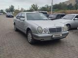 Mercedes-Benz E 230 1996 года за 1 700 000 тг. в Караганда – фото 3