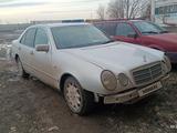 Mercedes-Benz E 230 1996 года за 1 700 000 тг. в Караганда – фото 4